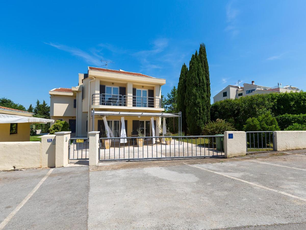 Apartments Gala Poreč Exterior foto