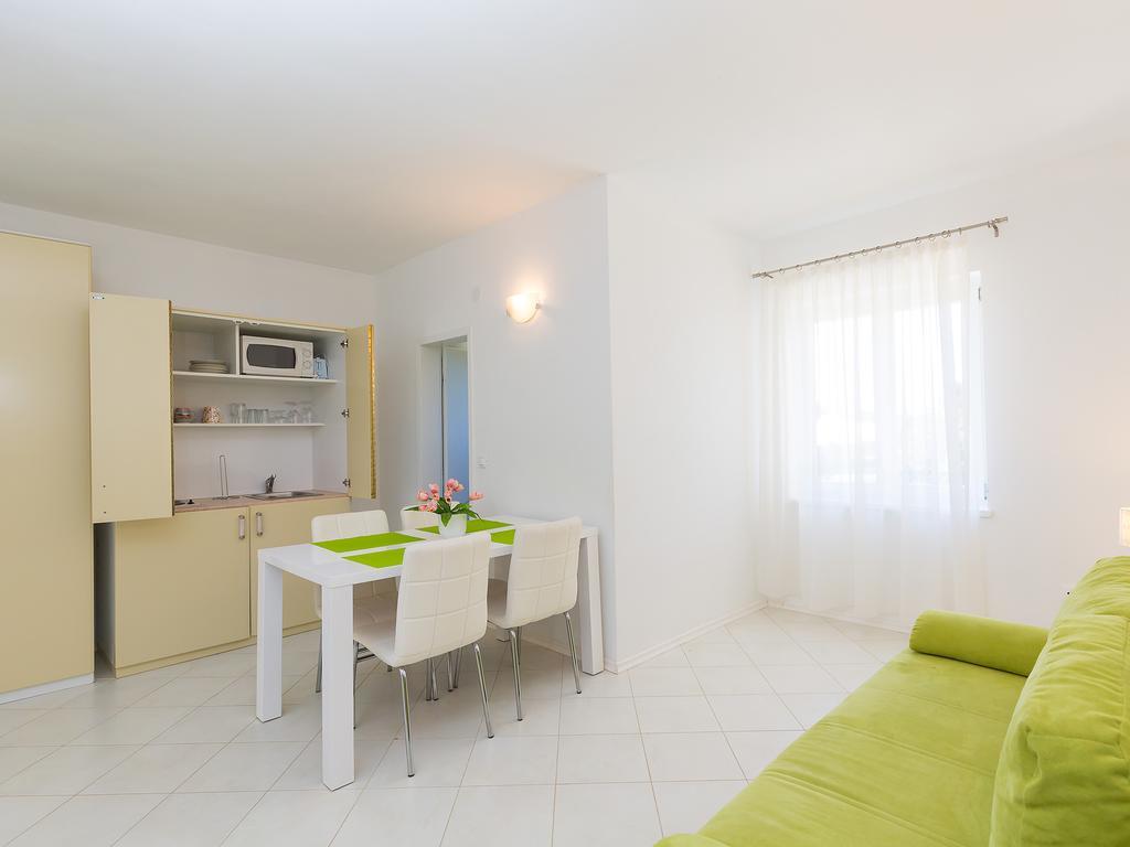 Apartments Gala Poreč Exterior foto